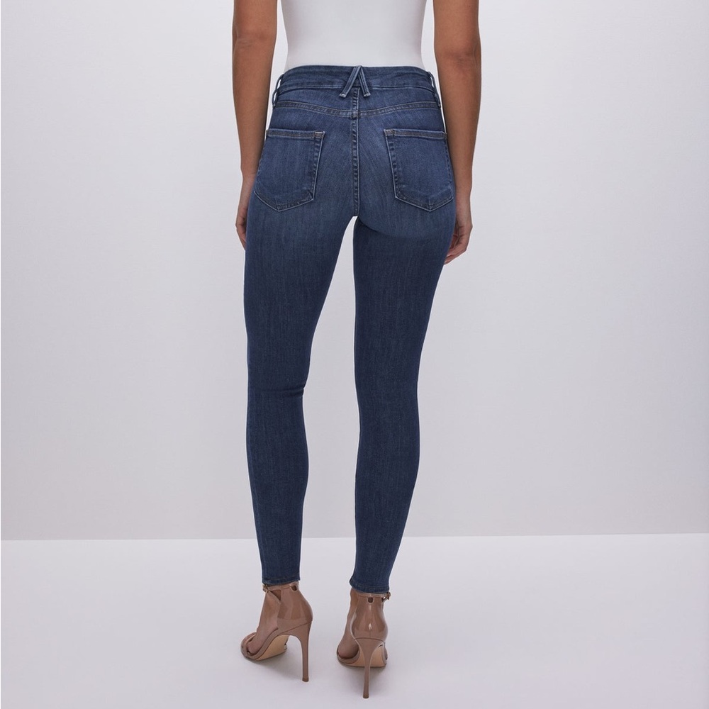 Good American GOOD LEGS Skinny Jean - Picture 6 of 6
